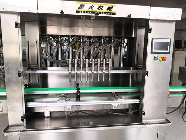辉达娱乐自动灌装机设备展示